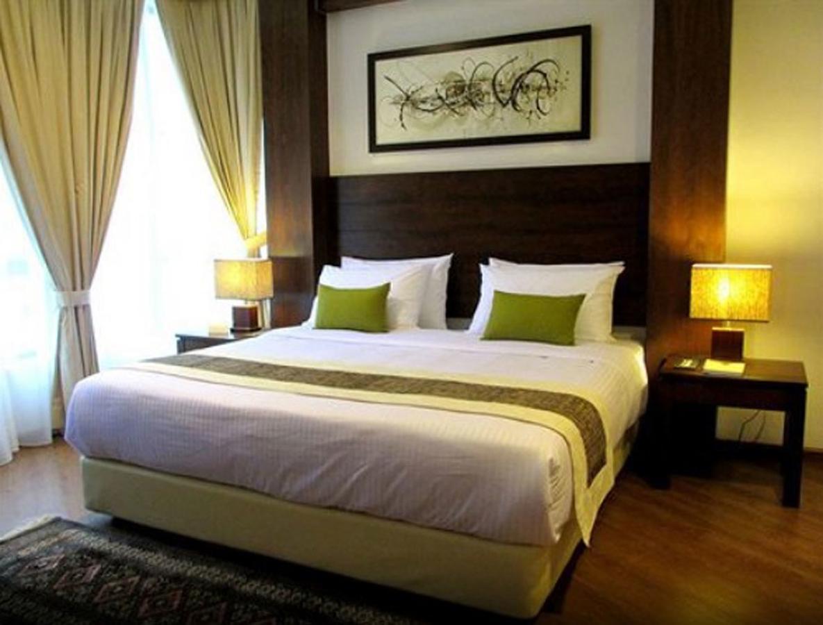 Samsuria Beach Resort & Residence Cherating Bagian luar foto