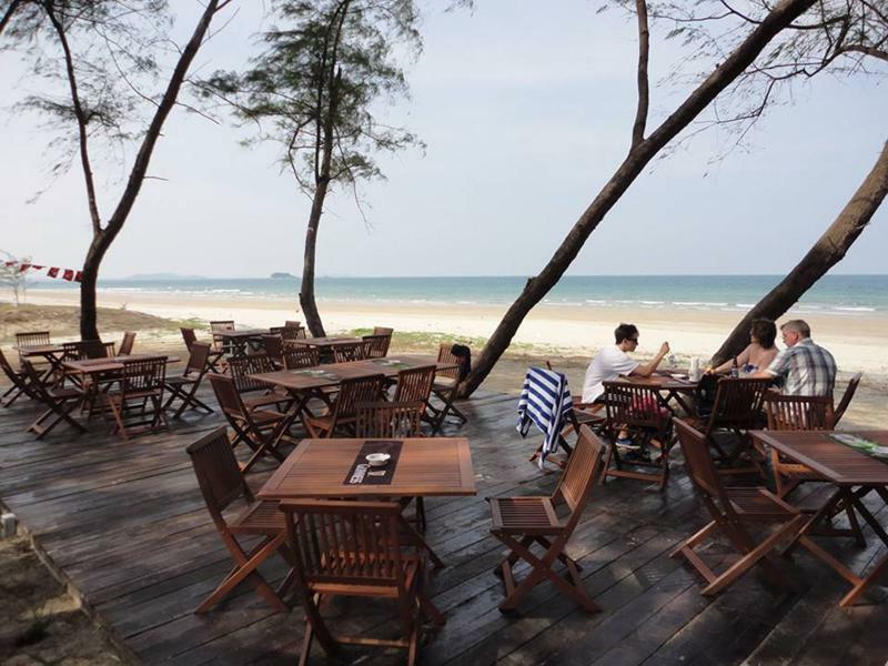 Samsuria Beach Resort & Residence Cherating Bagian luar foto