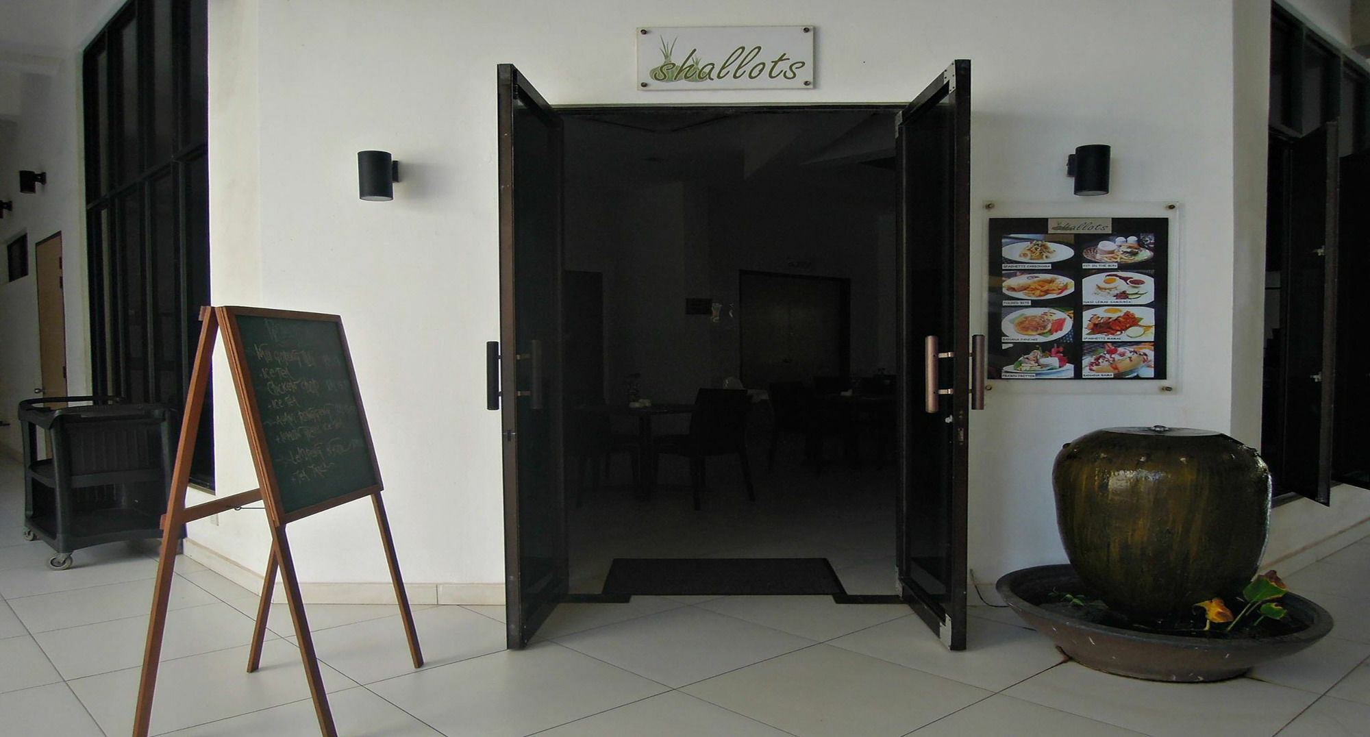 Samsuria Beach Resort & Residence Cherating Bagian luar foto