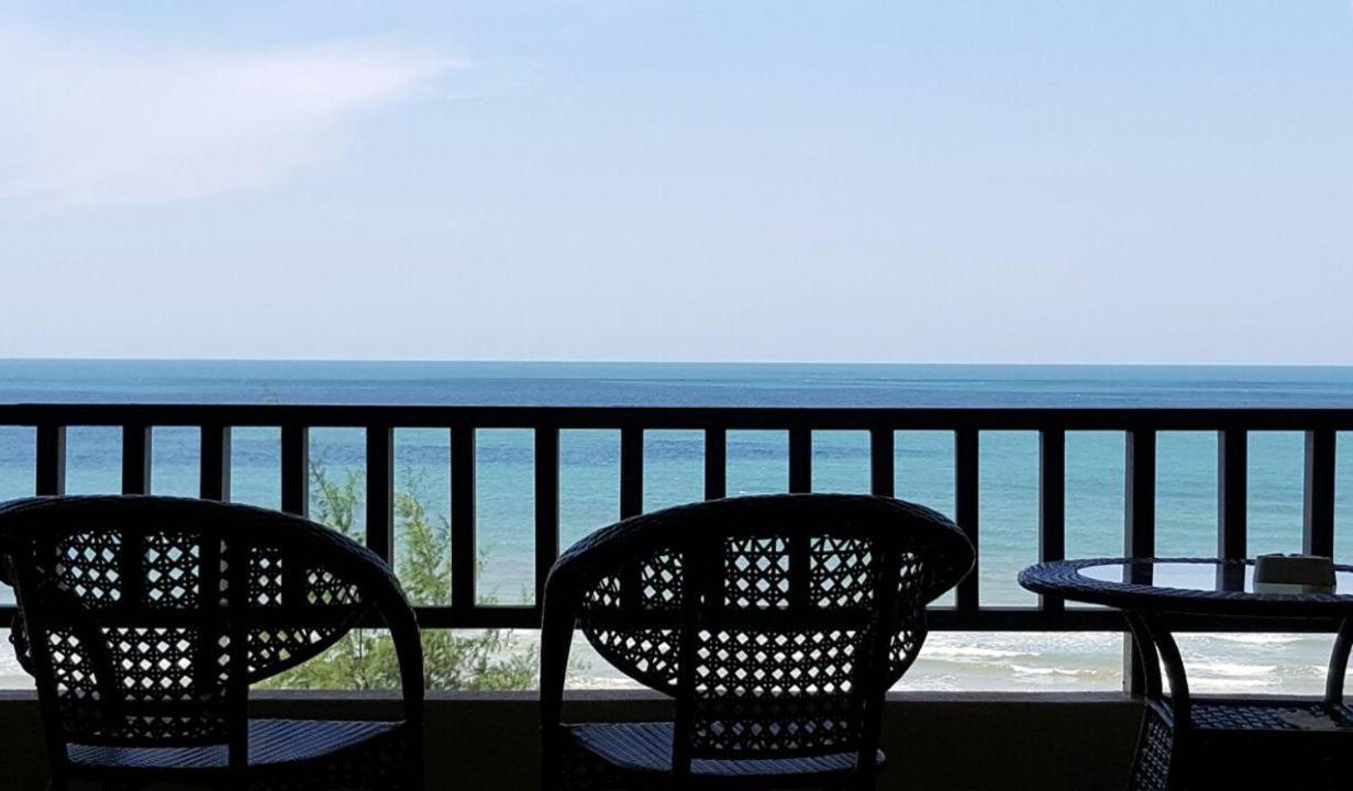 Samsuria Beach Resort & Residence Cherating Bagian luar foto
