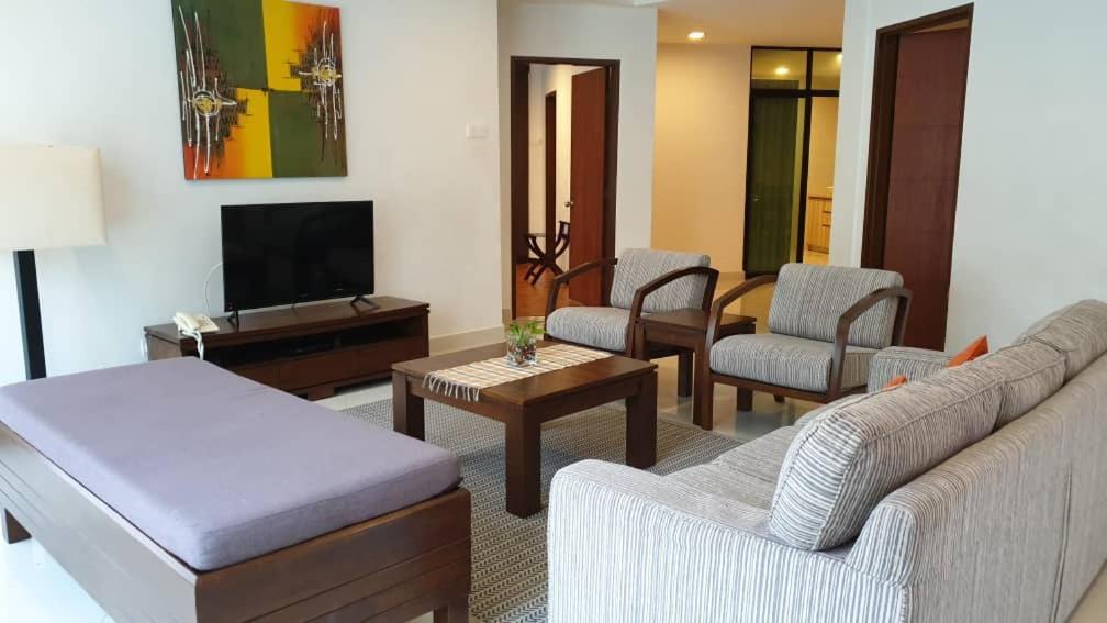 Samsuria Beach Resort & Residence Cherating Bagian luar foto