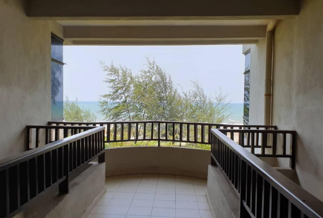 Samsuria Beach Resort & Residence Cherating Bagian luar foto