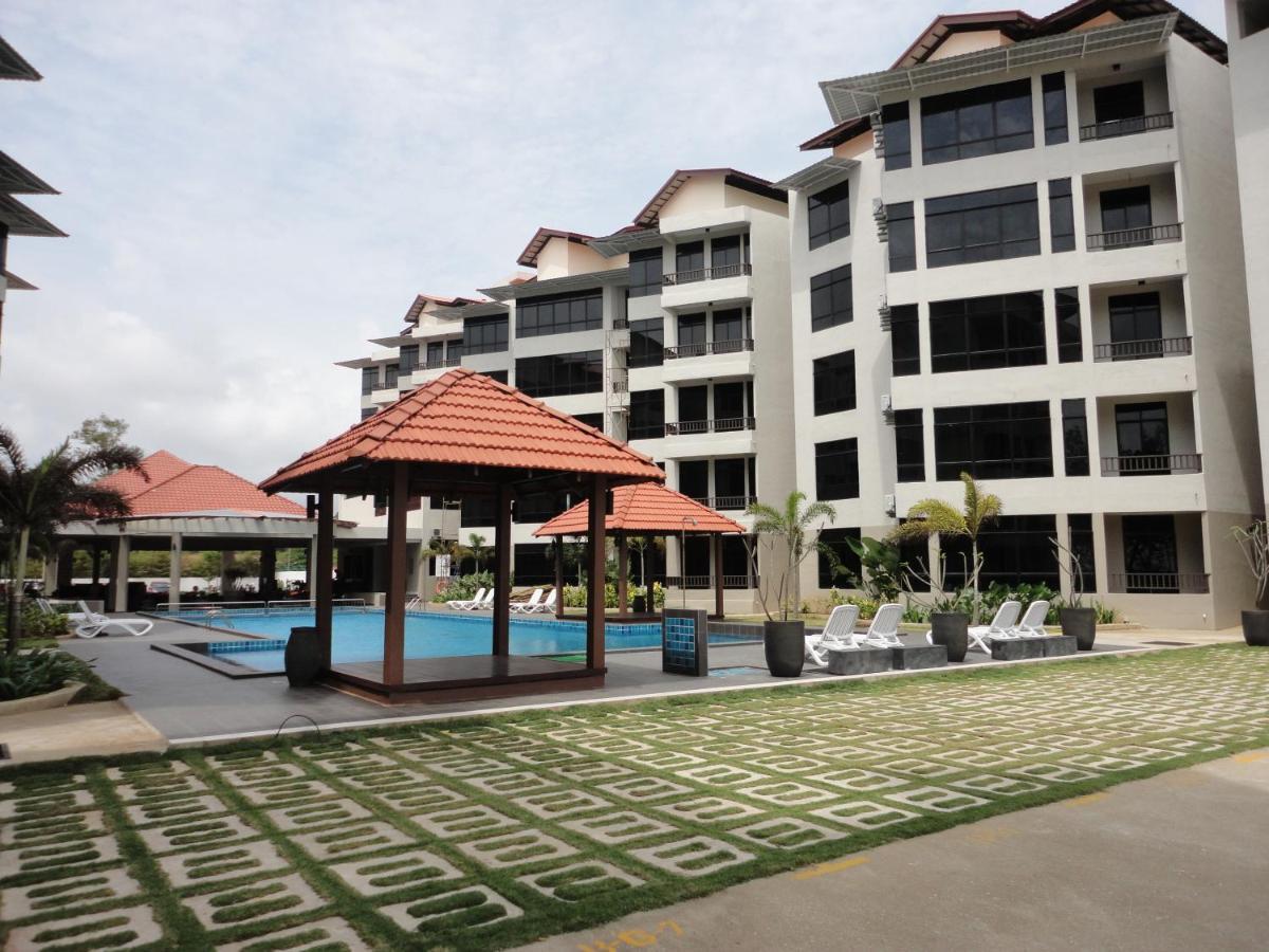 Samsuria Beach Resort & Residence Cherating Bagian luar foto